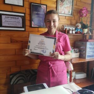 Світлана Альбертівна Доценко майстер нігтьового сервісу